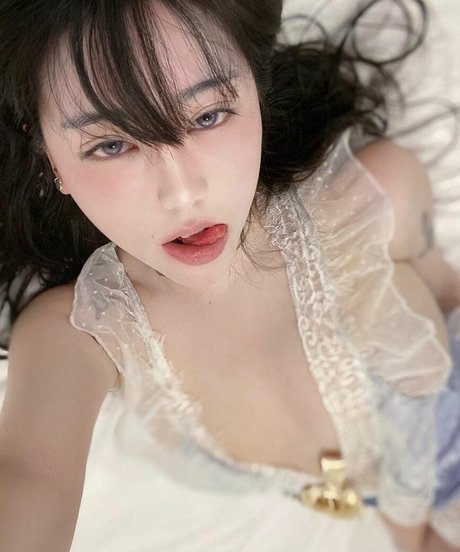 Naughty Rabbit Profile pic