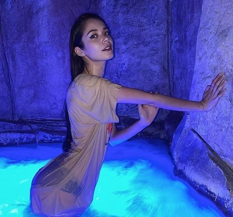 asian top onlyfans free pic