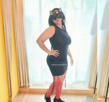 priyablr123 star pretty img