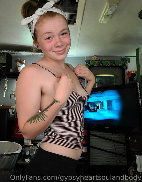 jadeedwardsfree exclusive actress photo