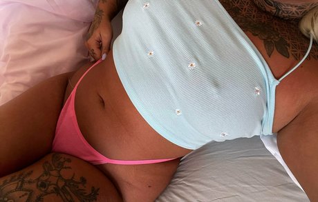 inkedblondieeee pornstar high quality photo