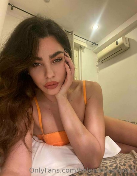 helenalovesyoux pretty pornstar picture