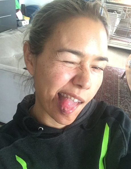 thedanavespoli pornstar top img