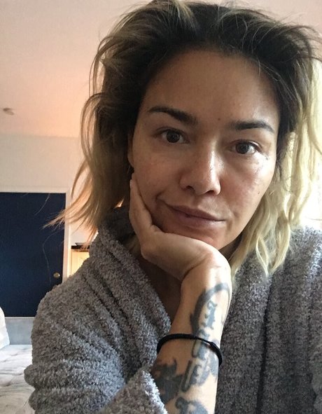 thedanavespoli naked pornstar pictures