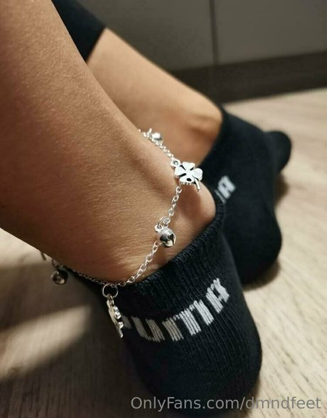 dmndfeet model perfect pictures