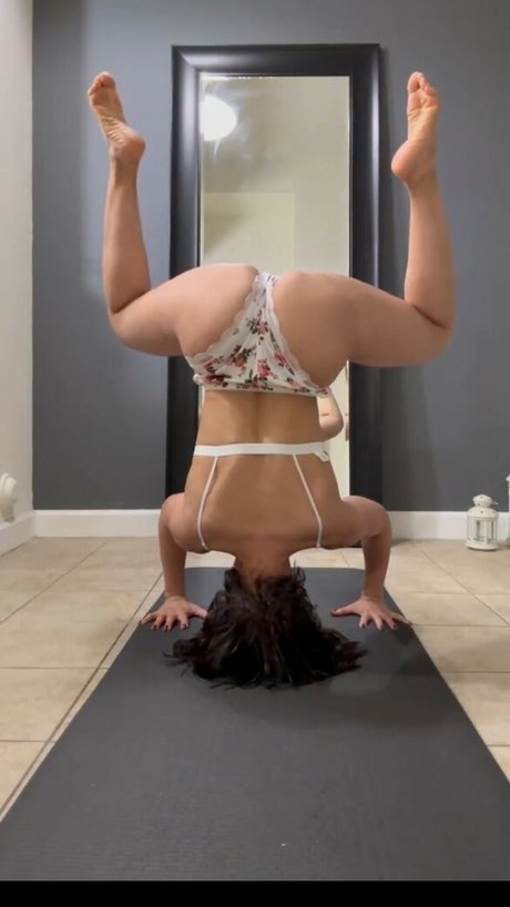 emymonts star free pictures