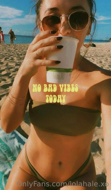 lolahale xo sexy pornstar pictures