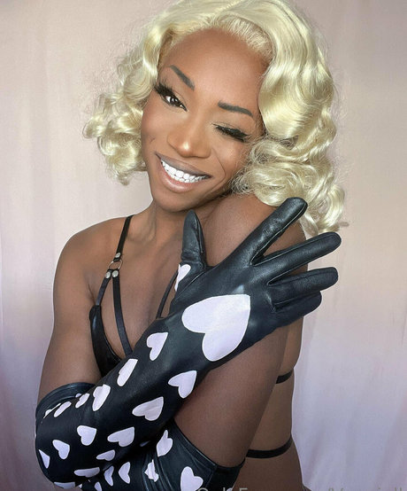 vanniallfree model sexy gallery