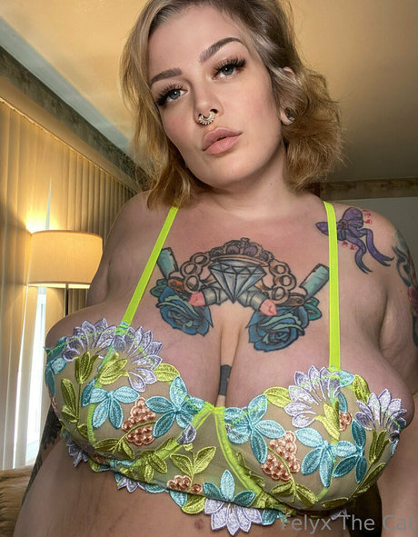 blonde famous onlyfans sexy nudes photo