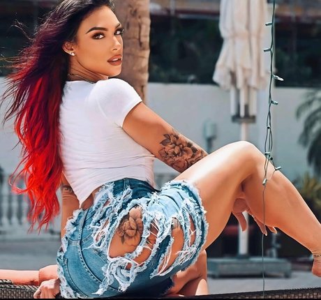 Kayla Rossi naked pornstar images