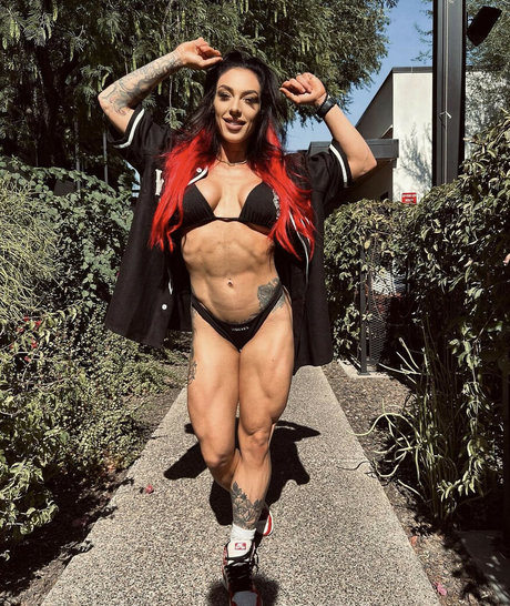 Kayla Rossi pretty actress pictures