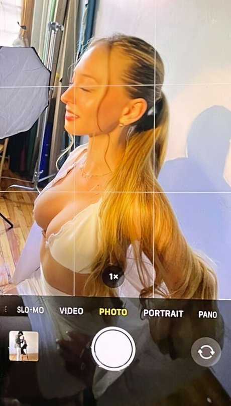 sophia ilysm porn star image