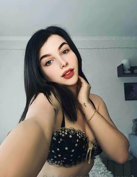 little emmy1 porn actress pic