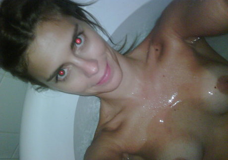 Carolina Dieckmann star exclusive image