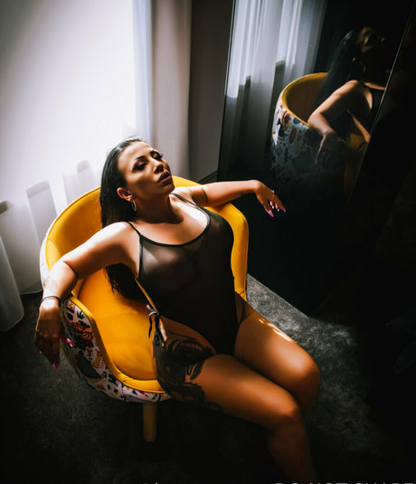 lanaromano pornstar adult pic