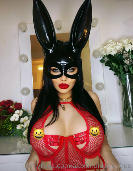 alexandra ale free model nude images