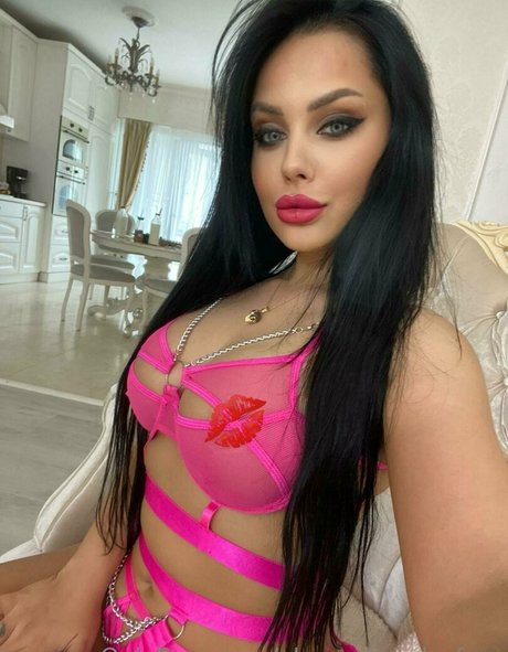 alexandra ale free star photos