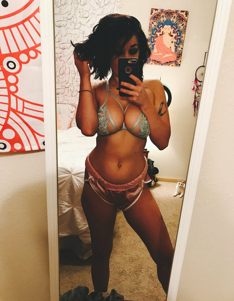 knockedxloose sexy model img