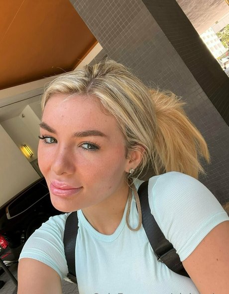 elainavice beautiful pornstar photo