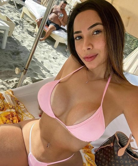 Ester Ana hot actress image