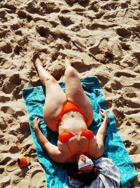 Onesarahhh pornstar erotic gallery