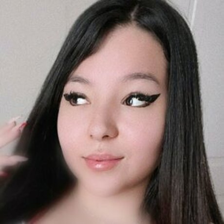 lo1itta star exclusive img