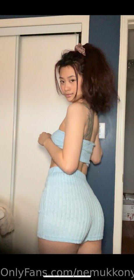 nemukkonyago nudes star image