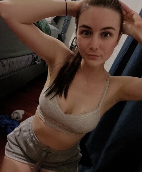 embertay star nude photos