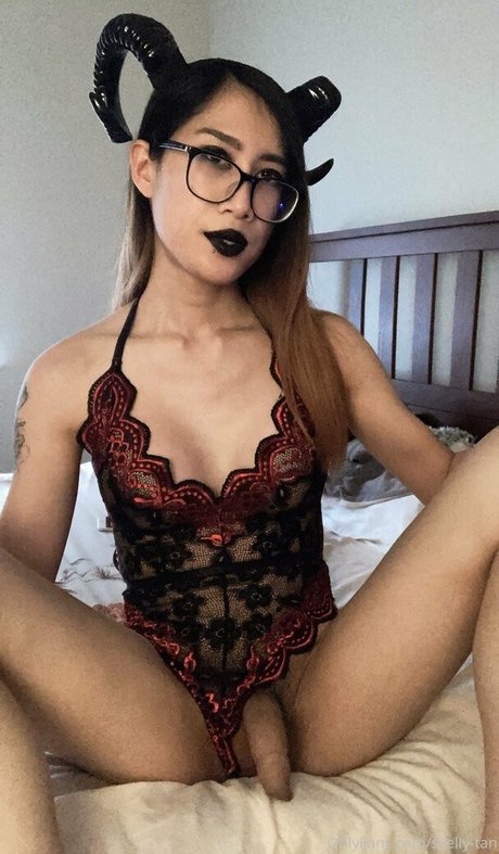 skelly tan model free archive