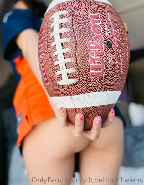 ydcbehindthelens pretty actress img