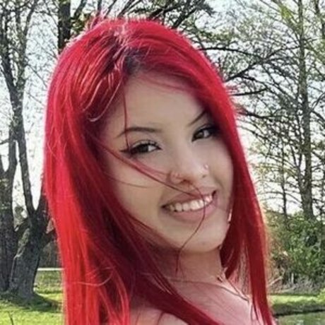 Poutybaybi sexy actress gallery