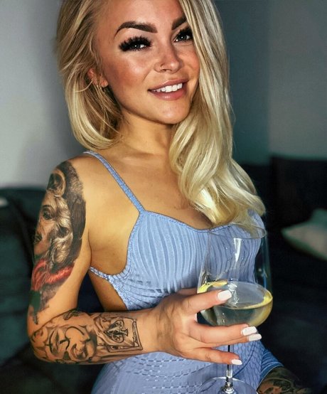 Eva dlsk pornstar pretty picture