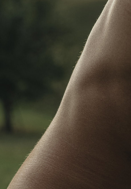 Julia Slip hot model pic