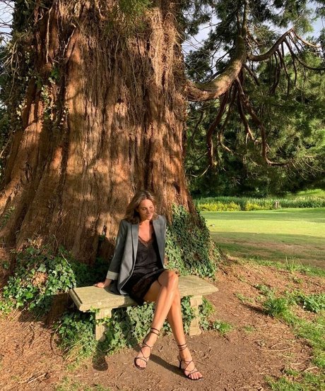 Claire Molin nude actress archive