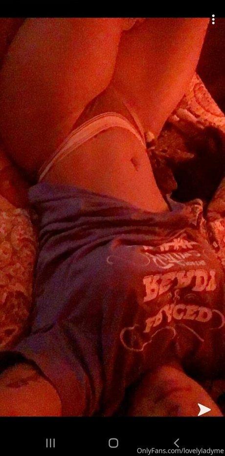 lovelyladymaee pornstar sexy photos