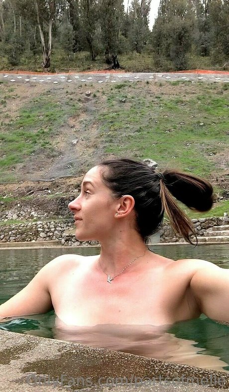 nakedaussienomad naked actress pics