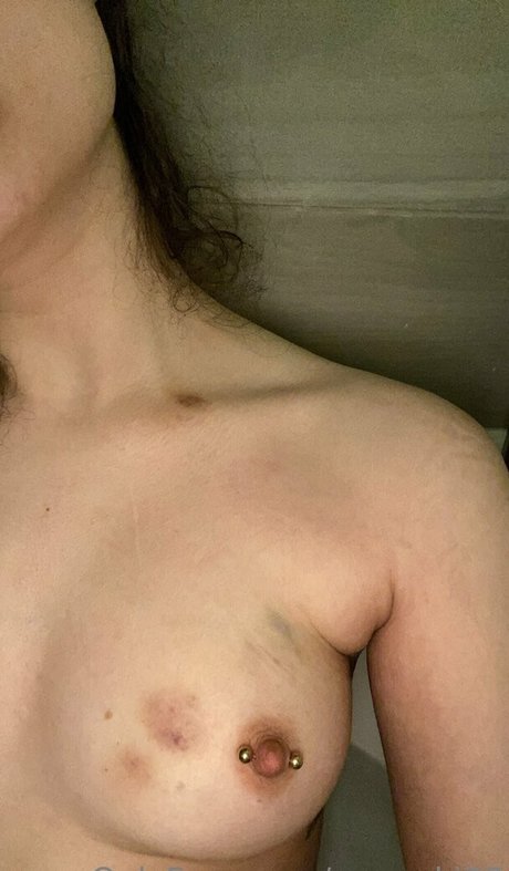 queenki77 star nude archive