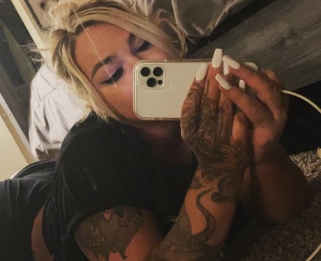 gun mamii model nice pics