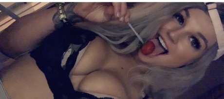 gun mamii hot star pics