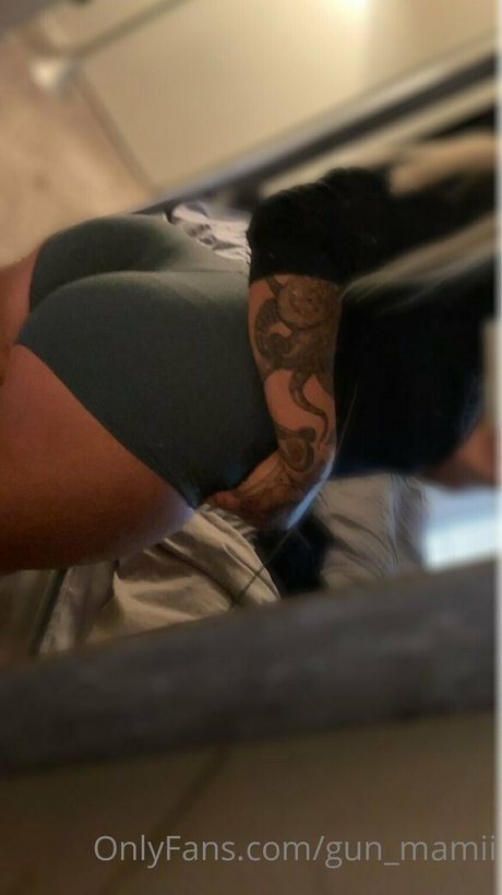 gun mamii naked actress picture