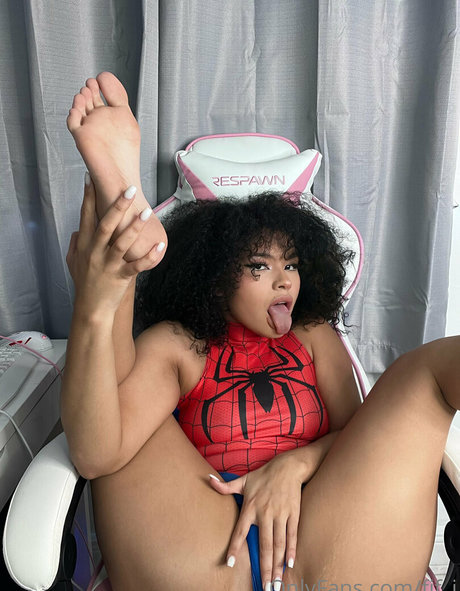 fif i star nudes photos