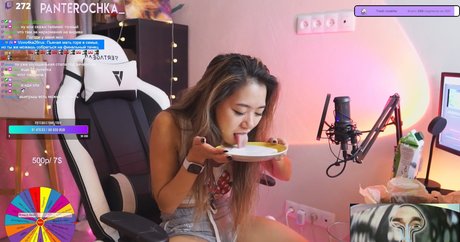 hottest trans onlyfans adult image