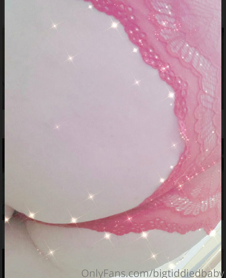 bustybethhh star adult gallery