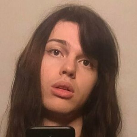 pastelle trash hot model pic