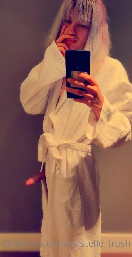 pastelle trash erotic model pics