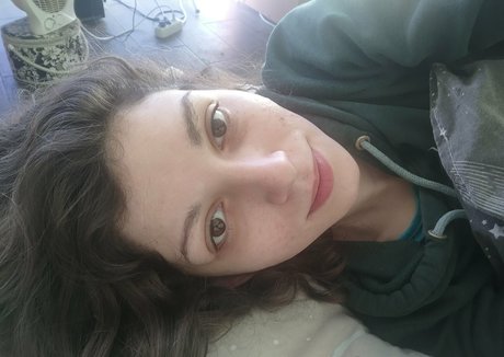 roxquinn erotic actress photo