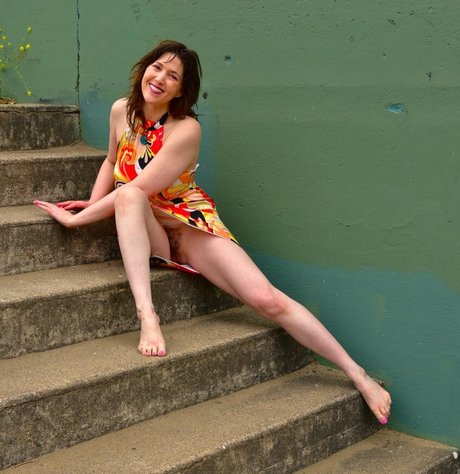 Joli Coquine model art pic