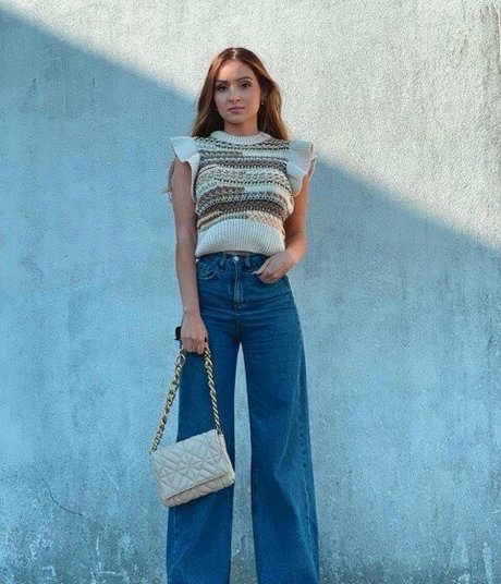 Nayara Azevedo art model picture