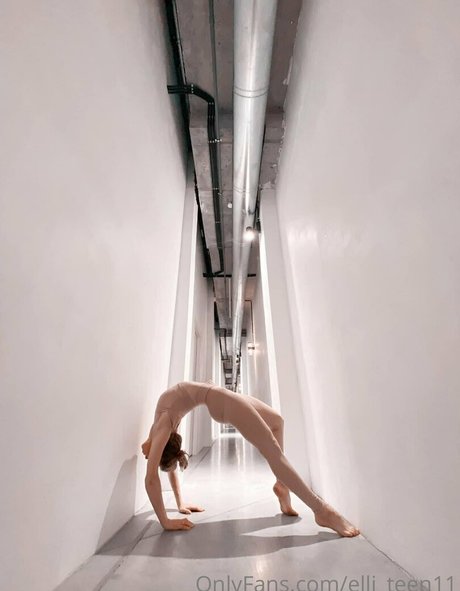 pretty elli erotic pornstar archive