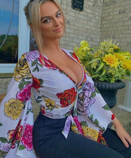 Jamie Leigh sex actress photo